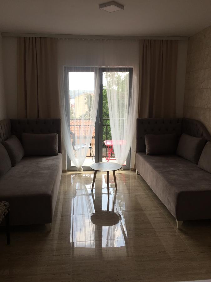 Soheds Apartment Будва Екстериор снимка